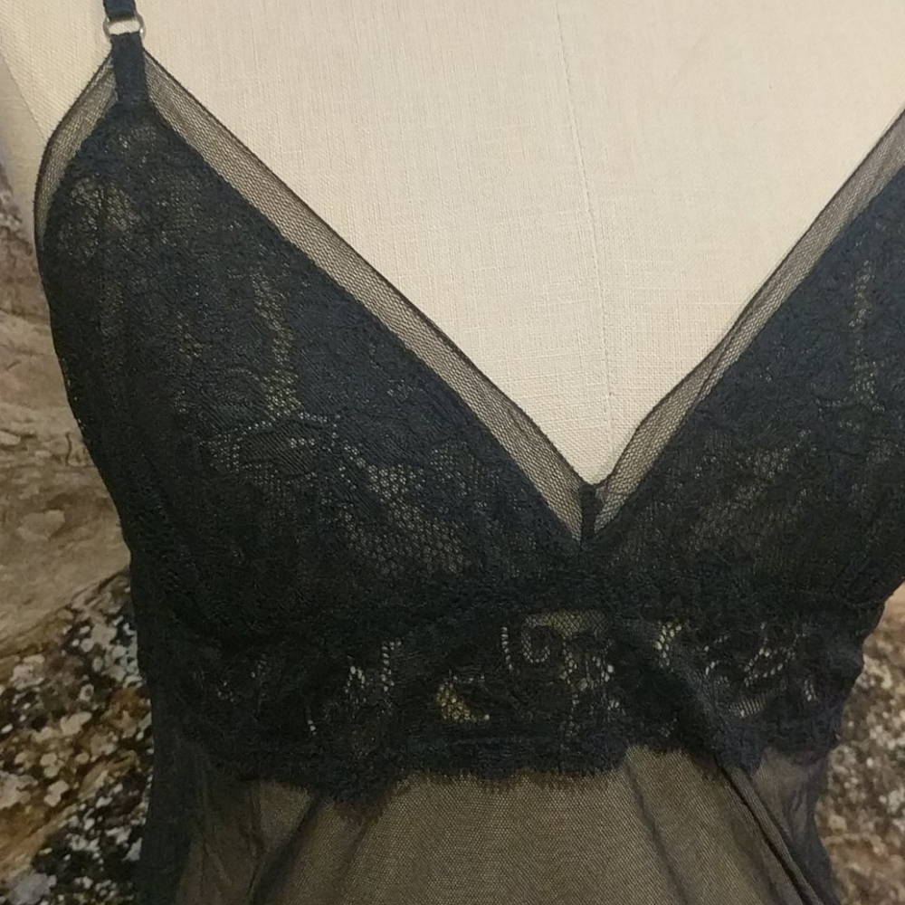 VS Slip - Picture 2 of 3